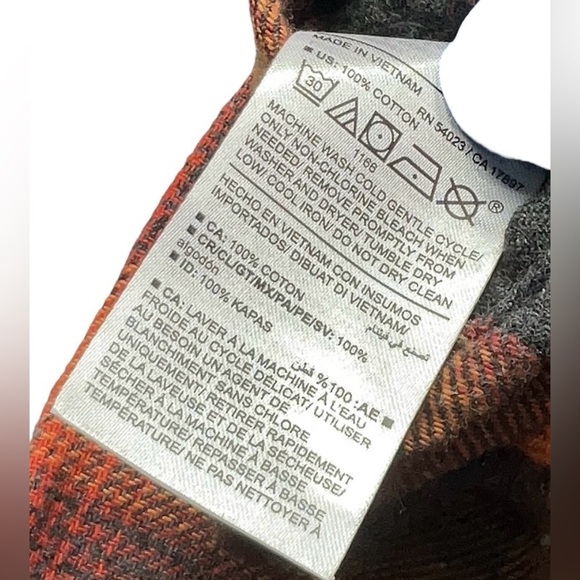 Old Navy The Boyfriend Shirt Taylor Swift Swiftie
Flannel Evermore Size Large - Picture 7 of 9